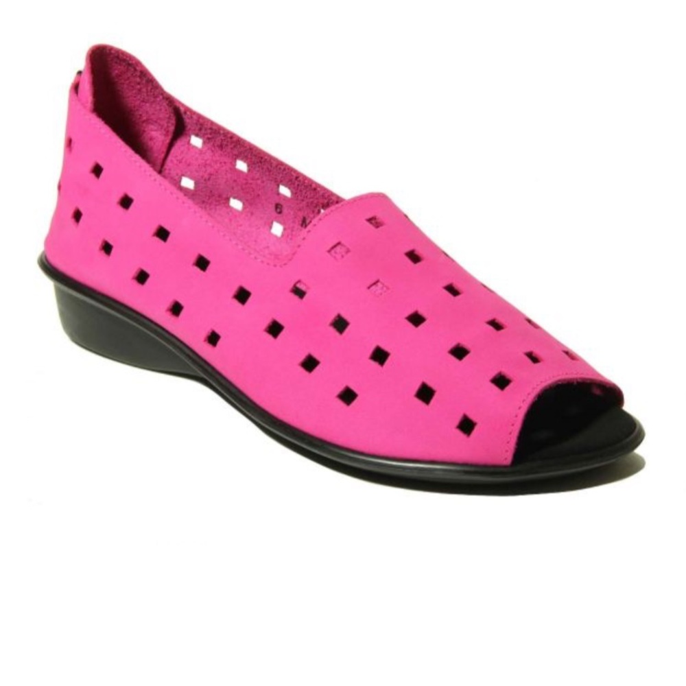 Women’s Pink Peep-Toe Slip-On Shoe